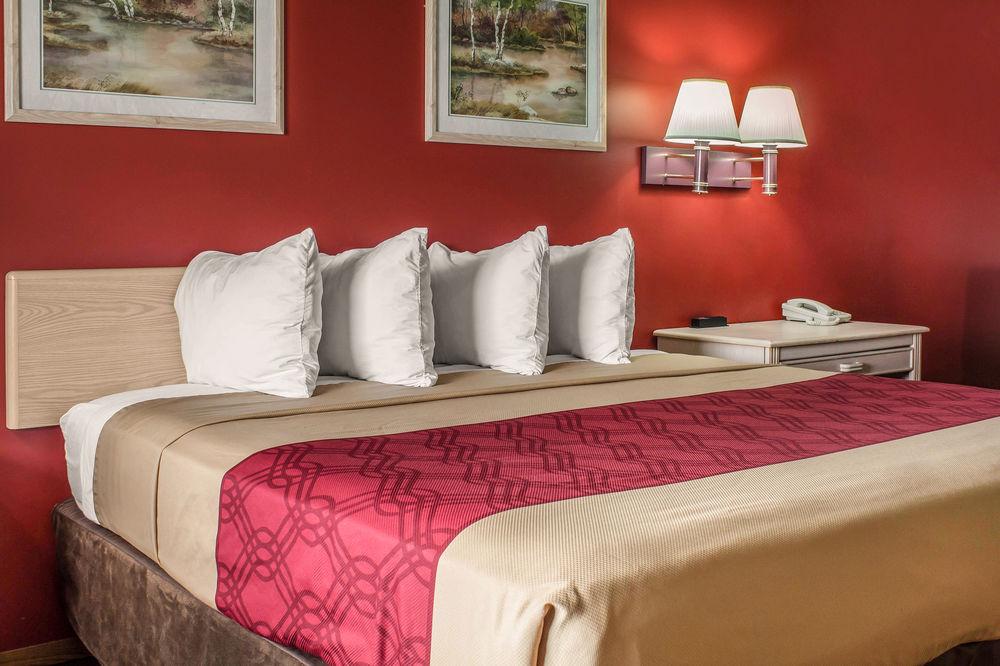 Spencer Inn & Suites Luaran gambar