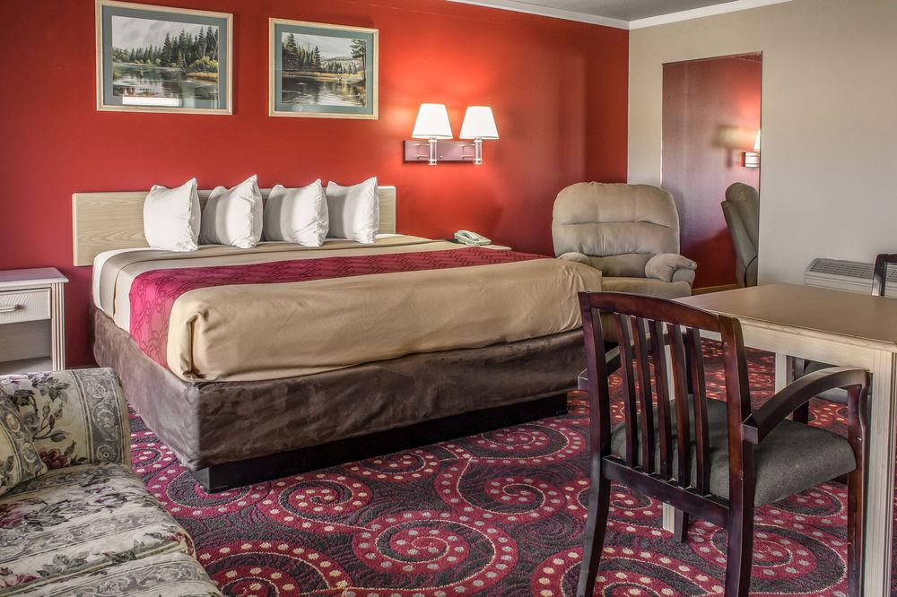 Spencer Inn & Suites Luaran gambar