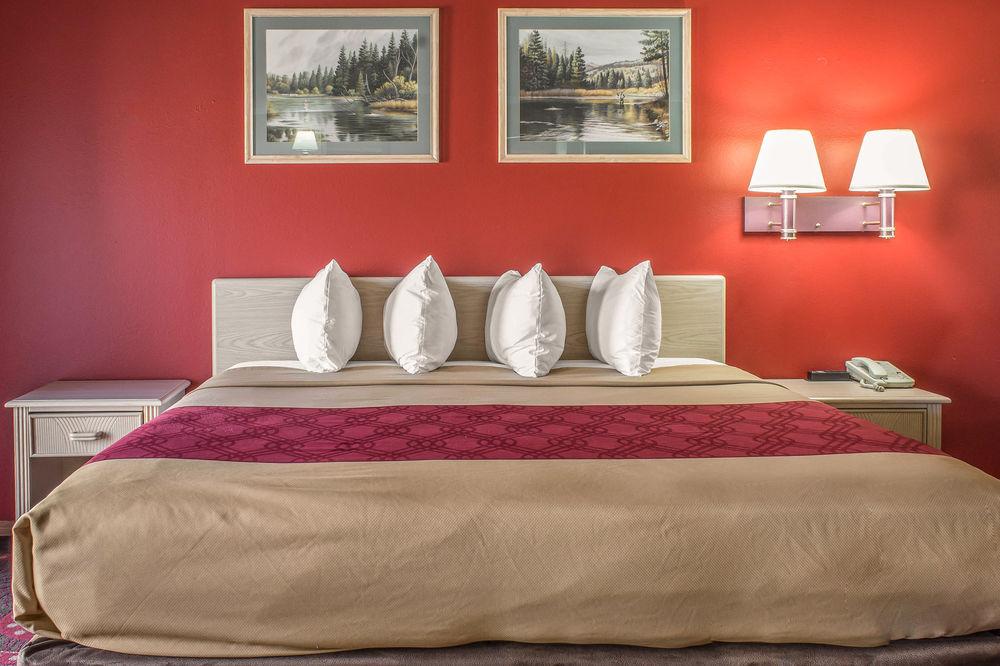 Spencer Inn & Suites Luaran gambar