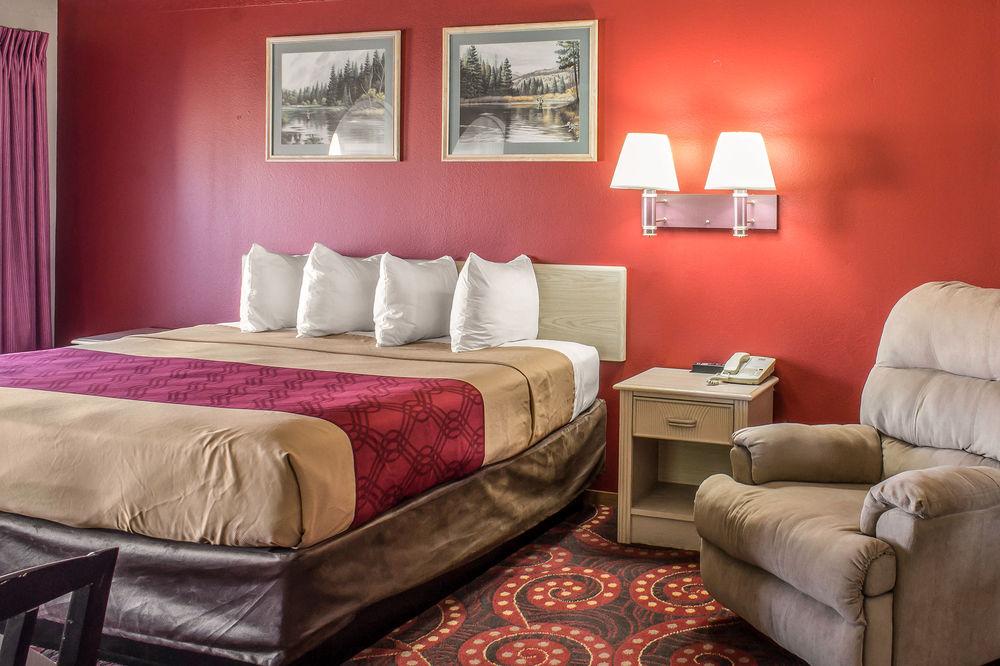 Spencer Inn & Suites Luaran gambar