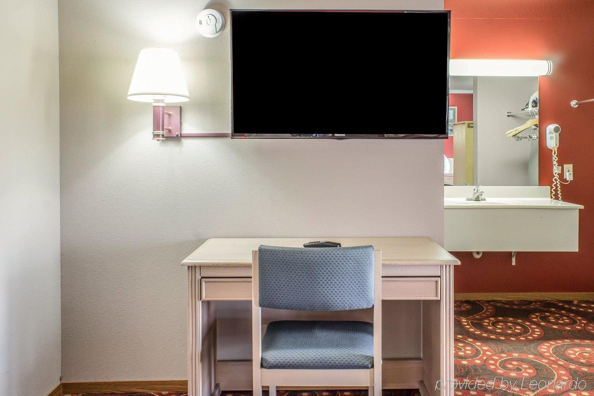 Spencer Inn & Suites Luaran gambar