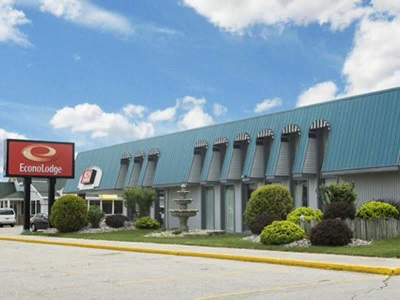 Spencer Inn & Suites Luaran gambar