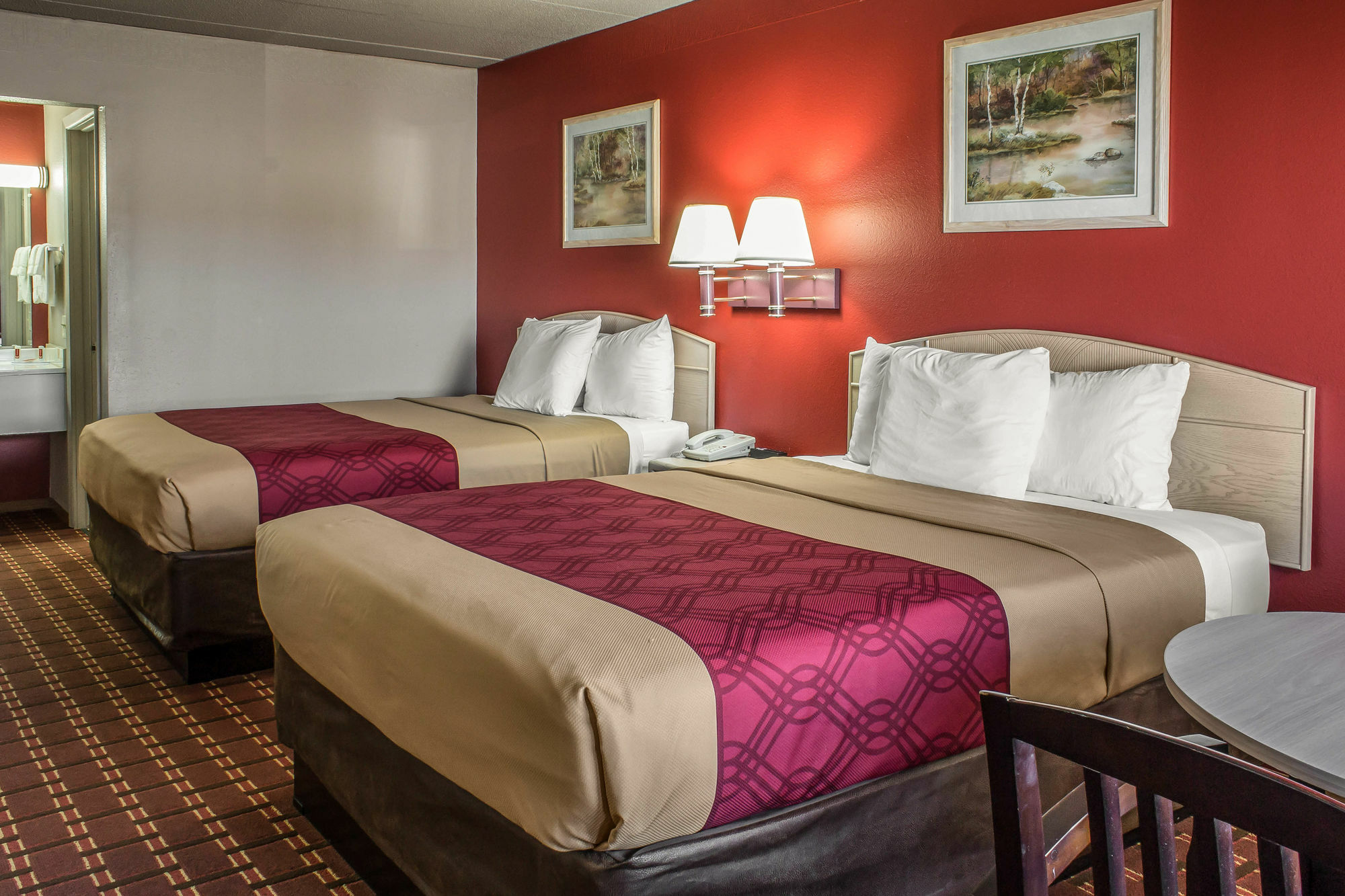 Spencer Inn & Suites Luaran gambar