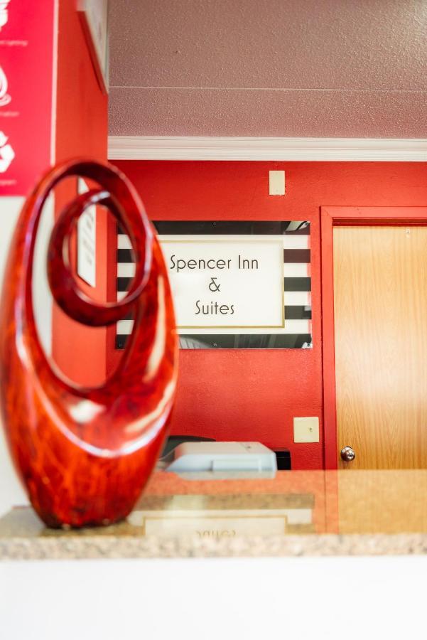 Spencer Inn & Suites Luaran gambar